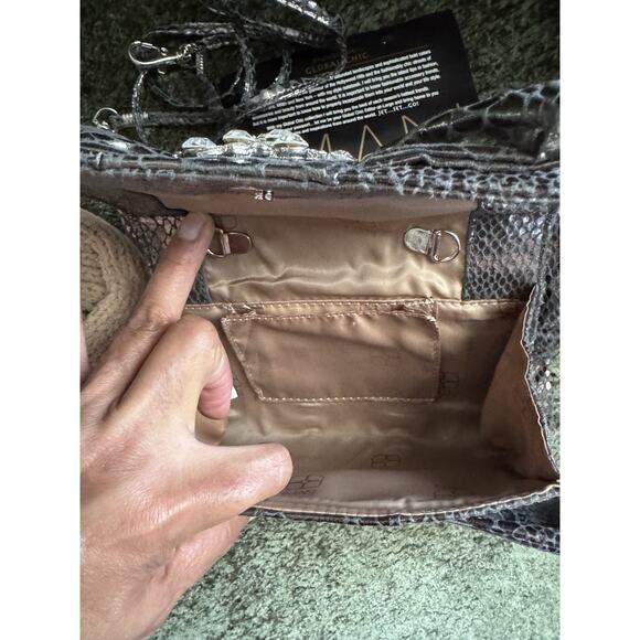 3 for $9 IMAN Global Chic Bag Women Bow Clutch Evening Purse - Picture 6 of 9